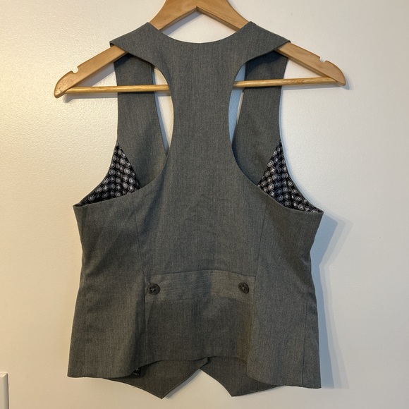 MAURICES Gray Racerback Tailored Vest - Picture 2 of 5